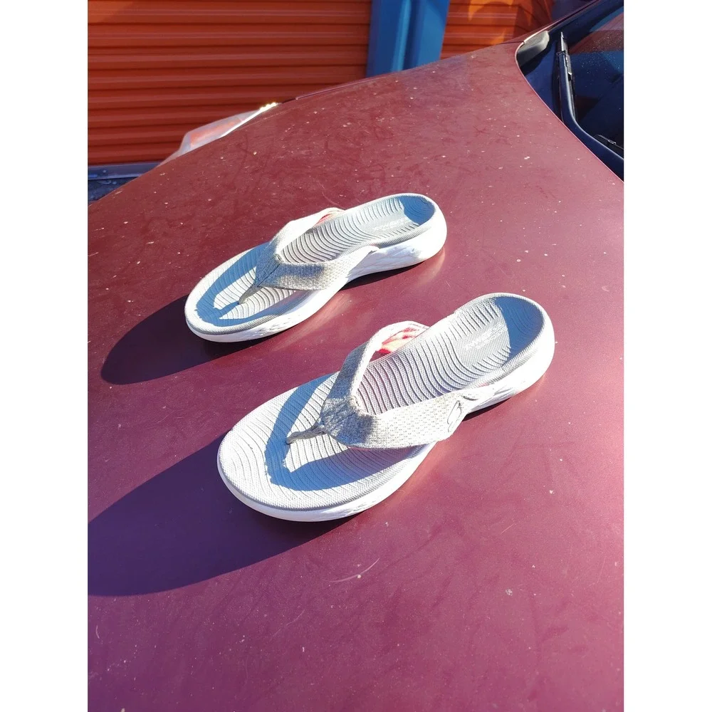 Skechers On-The-Go 600‎ Sunny Flip Flops Gray Pink Goga Max Sandals 15304SA